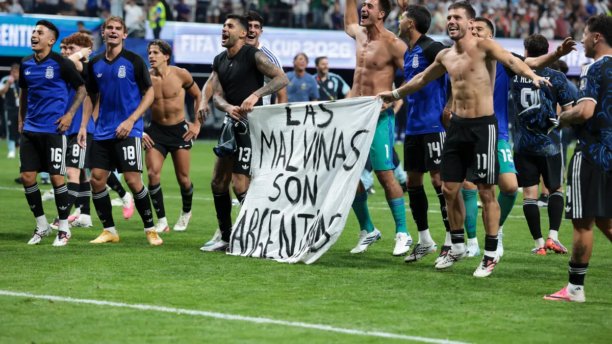 Argentina players display Falklands banner post-England win