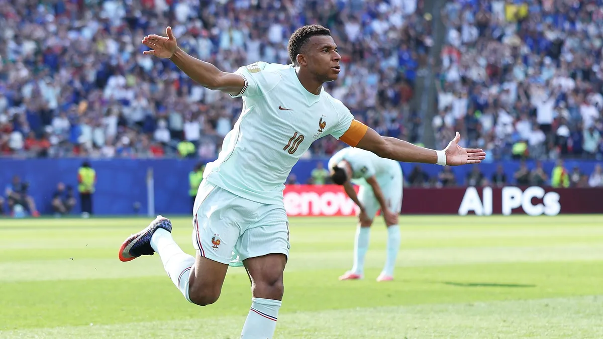 Fantasy Football Captain Choices Emerge for World Cup Semi-finals