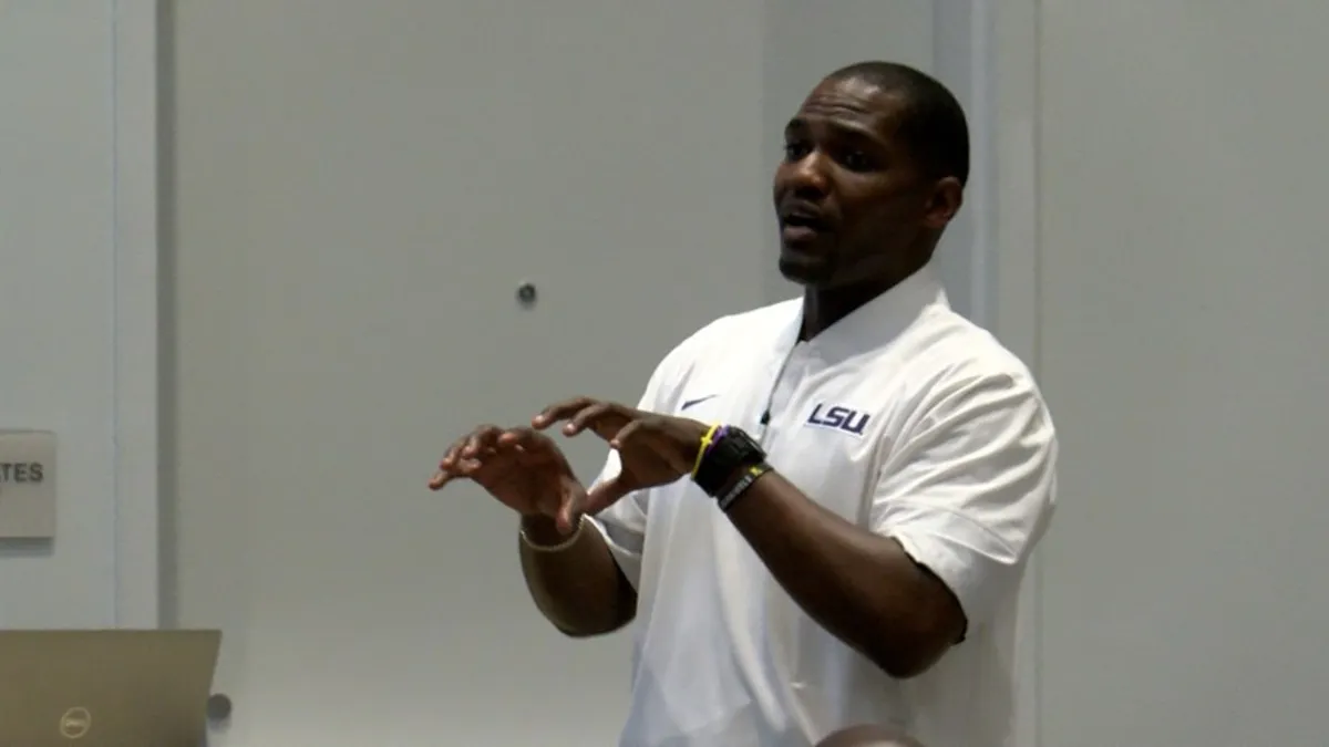 Prominent Coaches Gather for Mississippi Association of Coaches Event