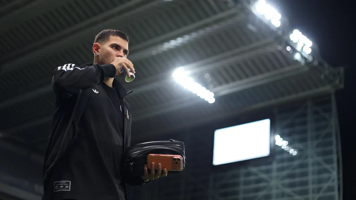 Guimaraes' Newcastle Camp Absence Fuels Arsenal Transfer Speculation