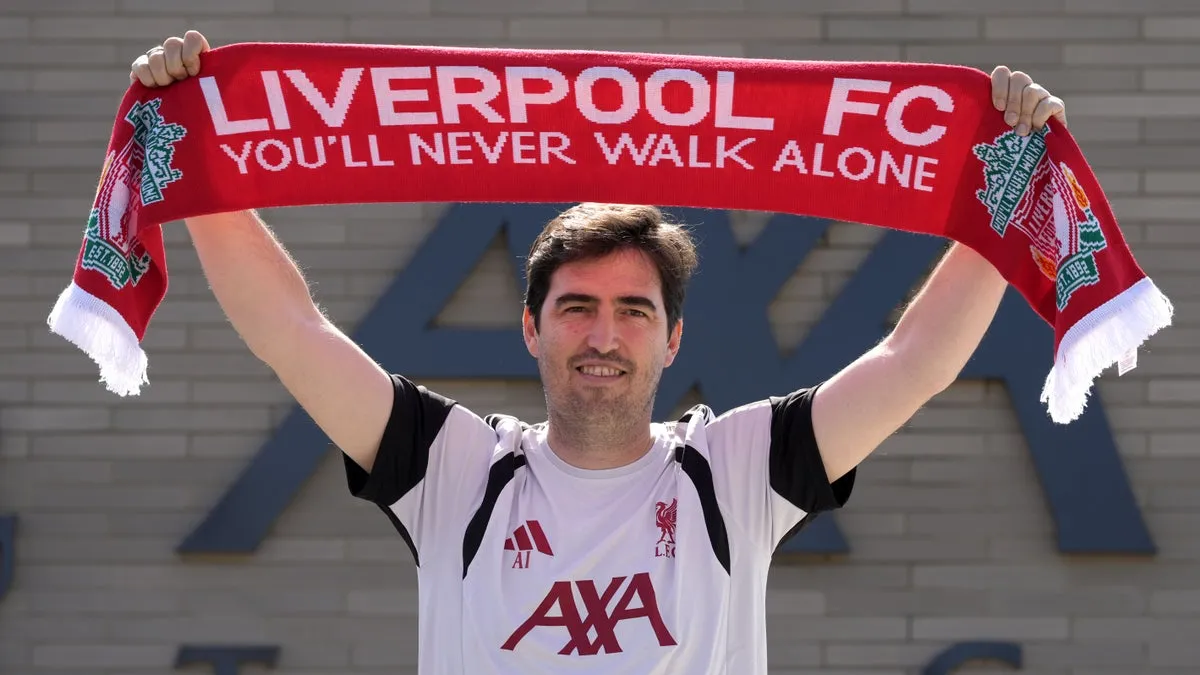 Andoni Iraola Addresses Liverpool Transfer Speculation Following Michael Edwards' Departure