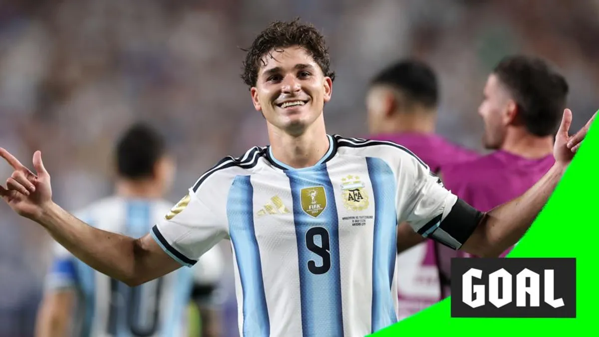 Alvarez Fires Argentina Ahead in Extra Time Against 10-Man Switzerland