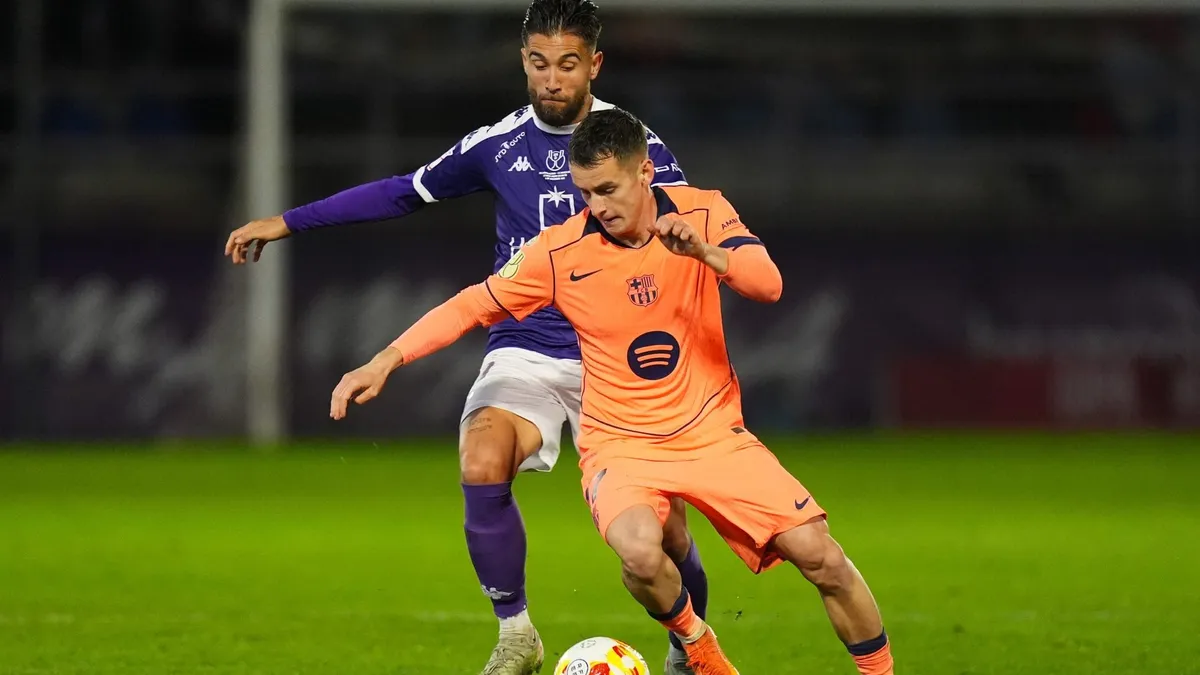 Barcelona Sets Price for Midfielder Marc Casado Amid Saudi Interest