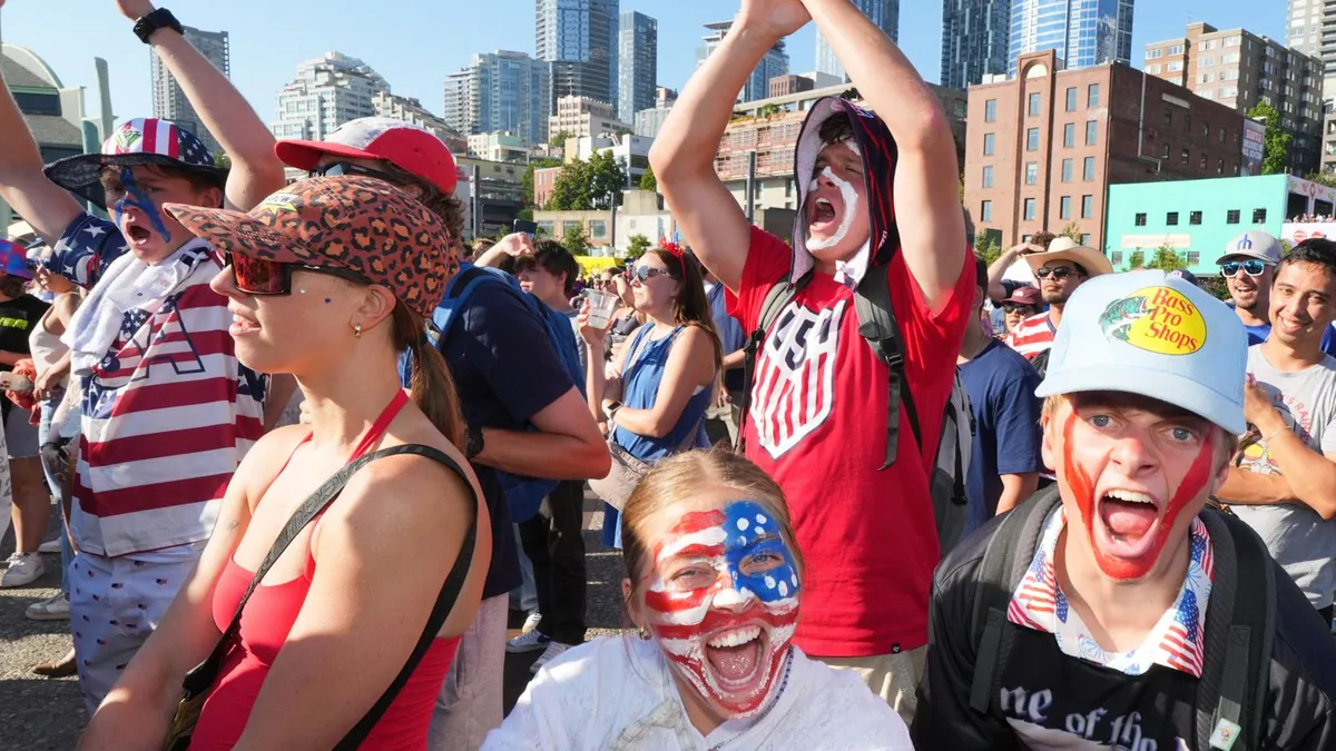 US World Cup Hosting: Atmosphere Praised, Affordability Criticized