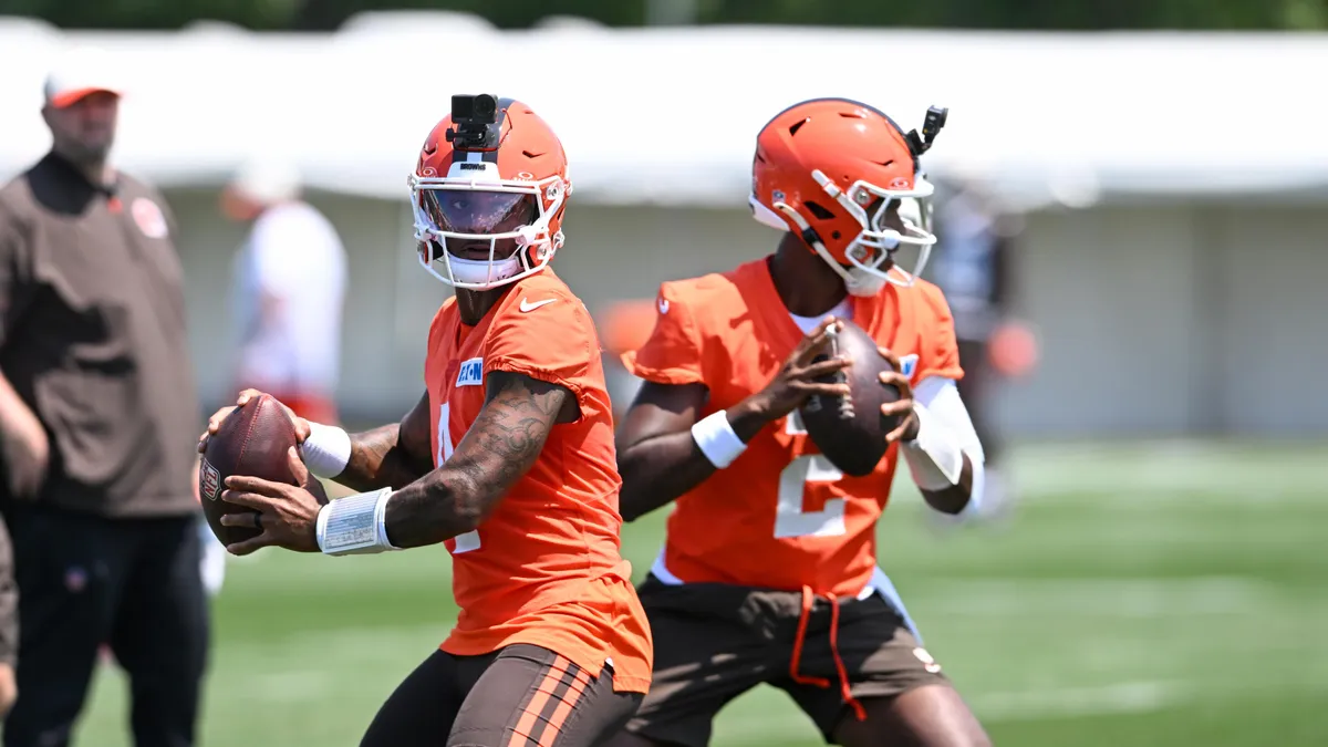 Browns' Quarterback Competition Becoming a Drag