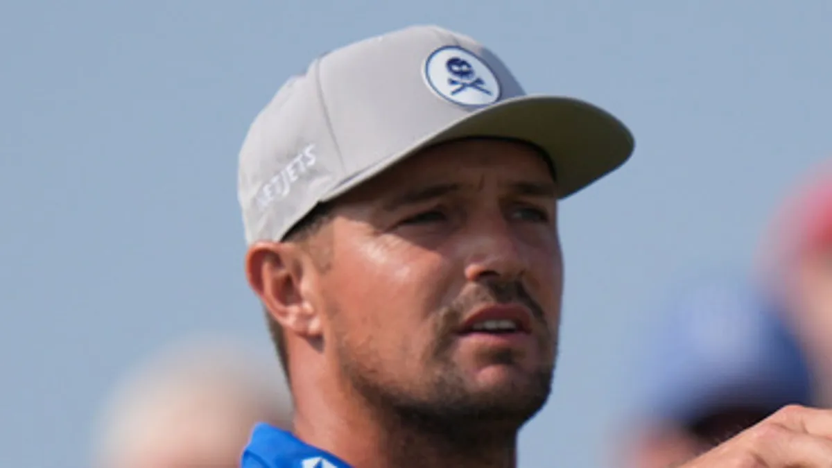 DeChambeau Navigates Open Drama Amidst Fan Reaction