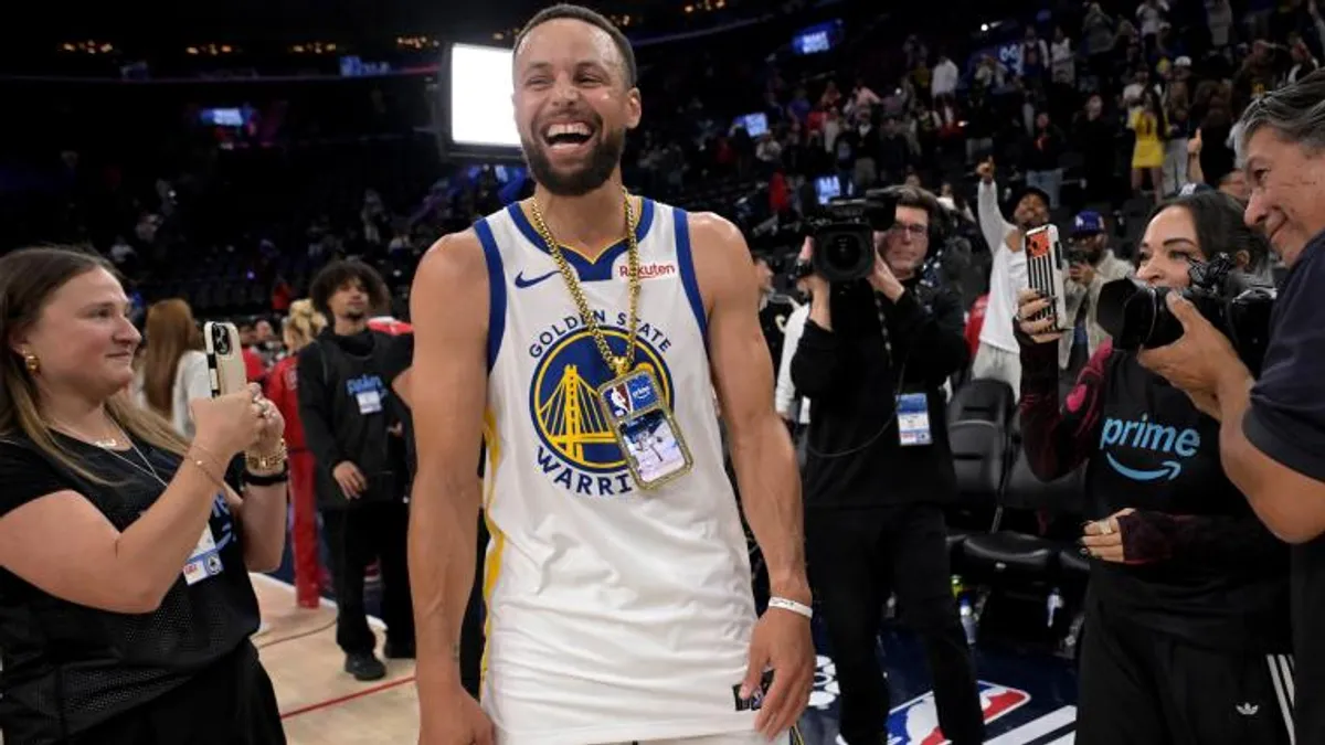 Warriors Vie for Ex-Laker Star Amidst Fierce Competition