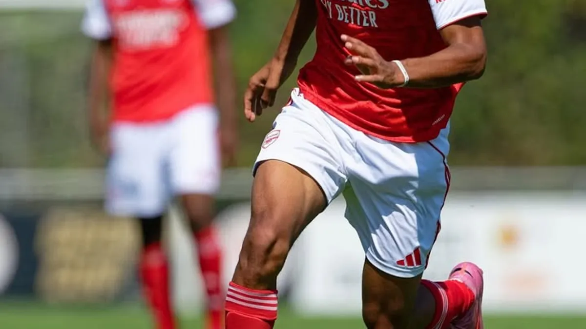 Emerson Nwaneri Poised to Sign New Contract with Arsenal