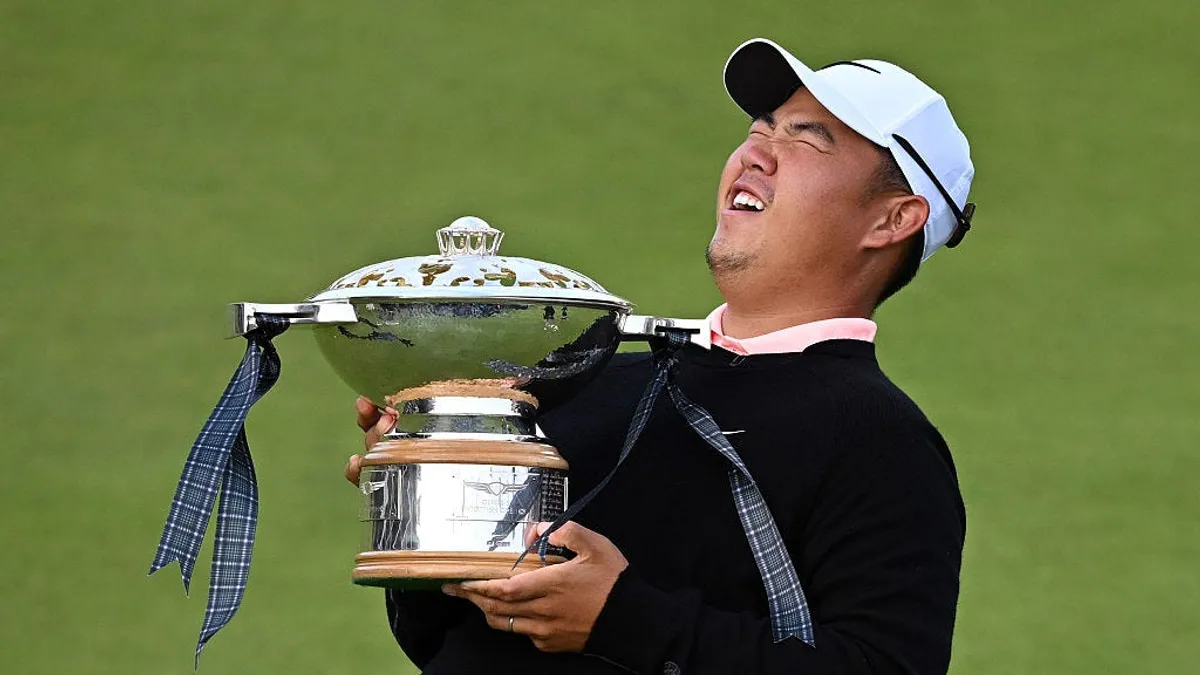 Scheffler's Scottish Open Miss Doesn't Impact PGA Tour Earnings Lead