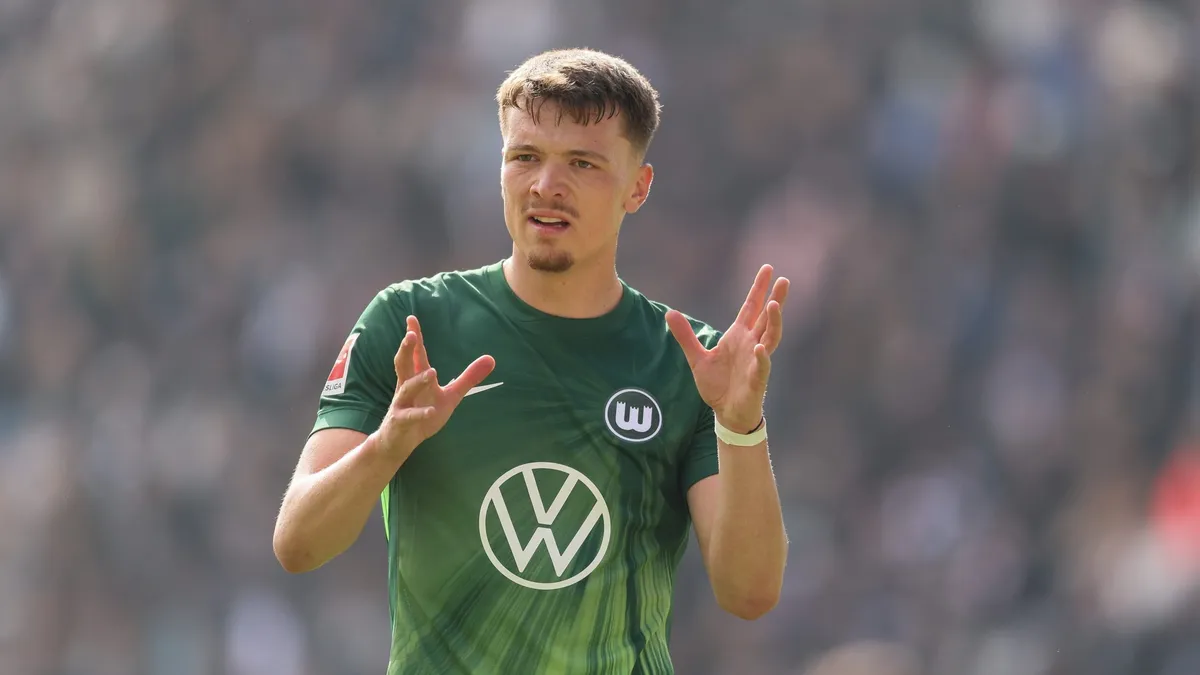 Wolfsburg Rebuffs Stuttgart's Initial Offer for Pejčinović