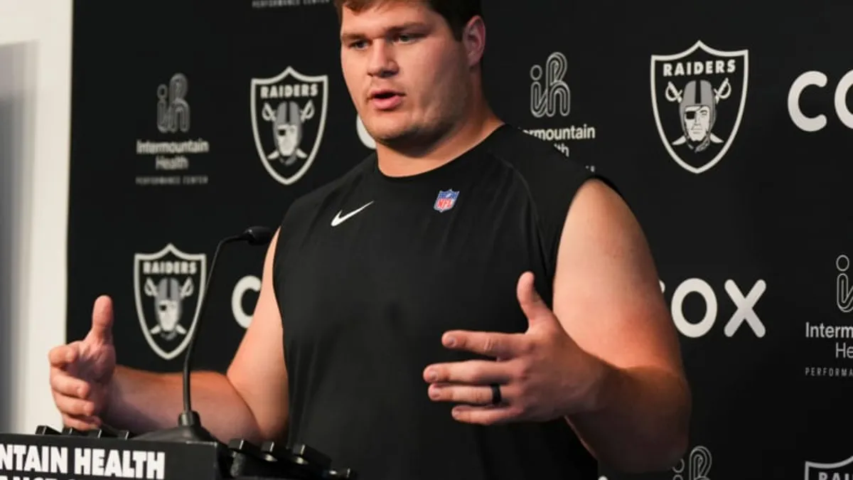 Raiders' Big-Money Signing Labeled a 'Liability' by NFL Coaches