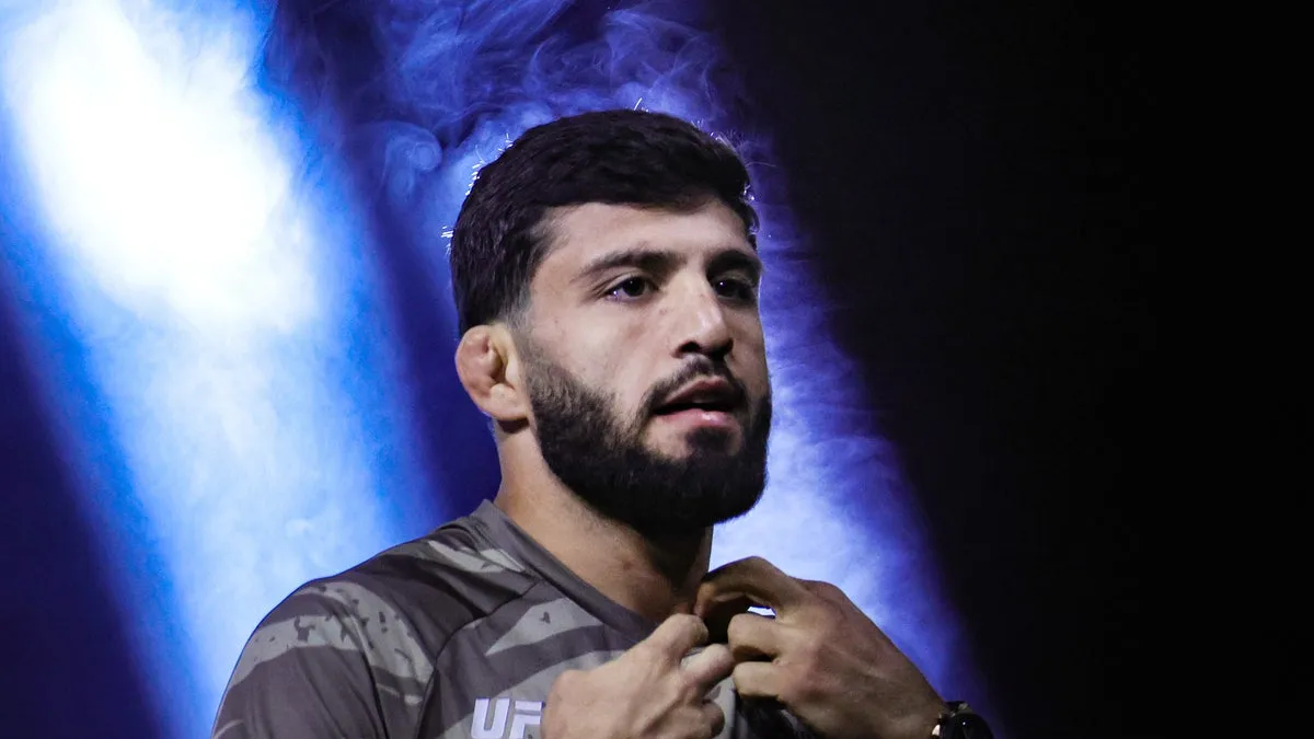 Tsarukyan vs. Ruffy Set for UFC 331, Pantoja and Van Rematch to Headline