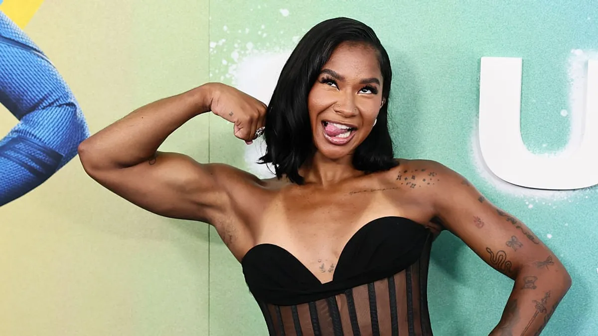 Jordan Chiles Channels Bianca Belair for WWE Entrance at Fanatics Fest