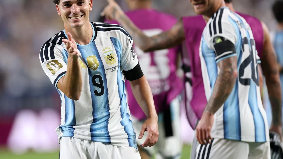Alvarez's Extra-Time Stunner Sends Argentina to World Cup Semis Over Switzerland