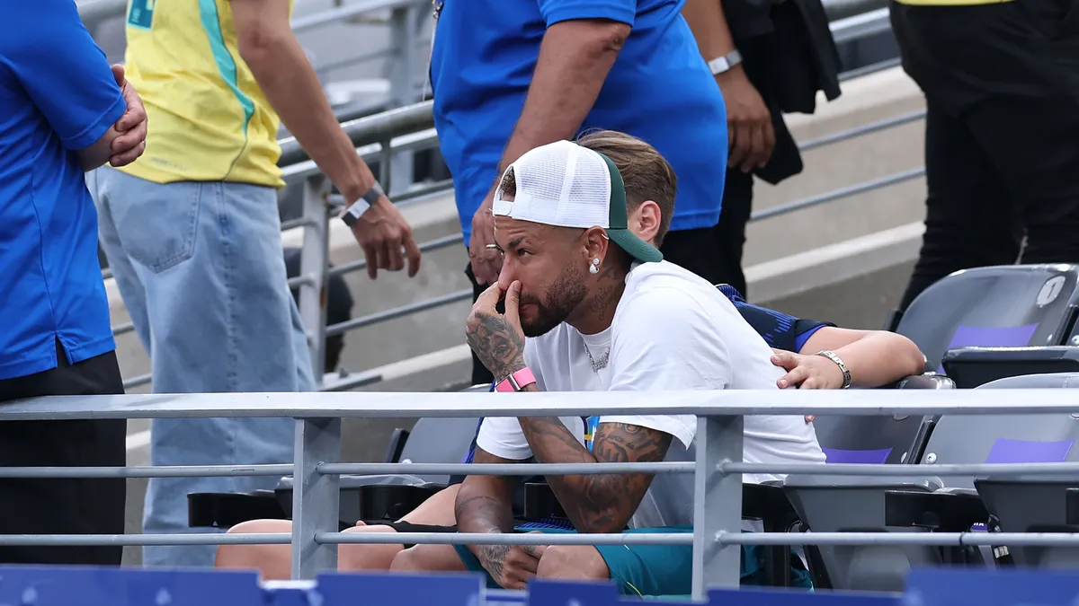 Neymar Spotted at Poker Event Following Brazil's World Cup Exit