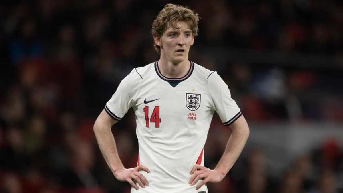 Gordon's Crucial Strike Powers England Past Argentina in World Cup Semifinal