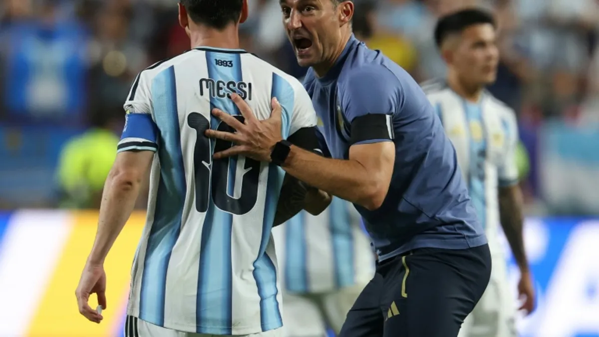 Scaloni Downplays England Semi-Final Hype, Calls it 'Just a Football Game'