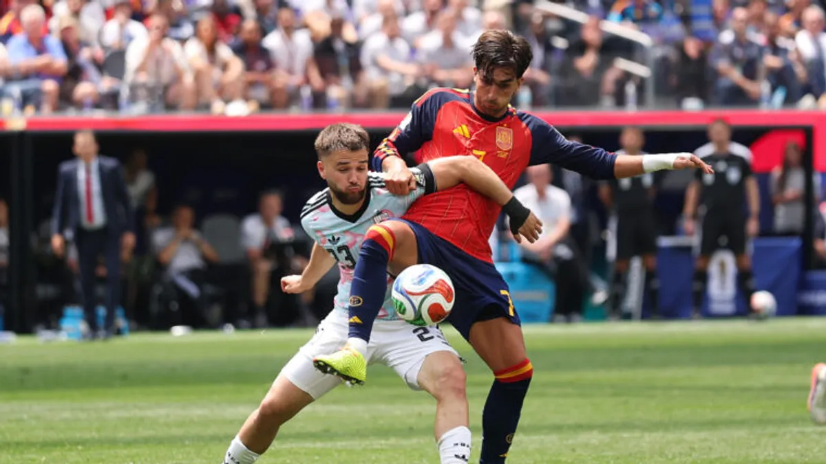 Barcelona Eyeing Ferran Torres Sale to Avoid Manchester City Bonus