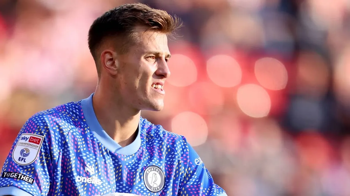 Vitek's Departure Signals Need for Darlow at Manchester United