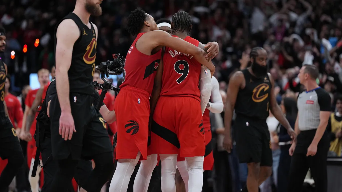 Scottie Barnes on Potential Kawhi Leonard Reunion: 'Dangerous' Duo