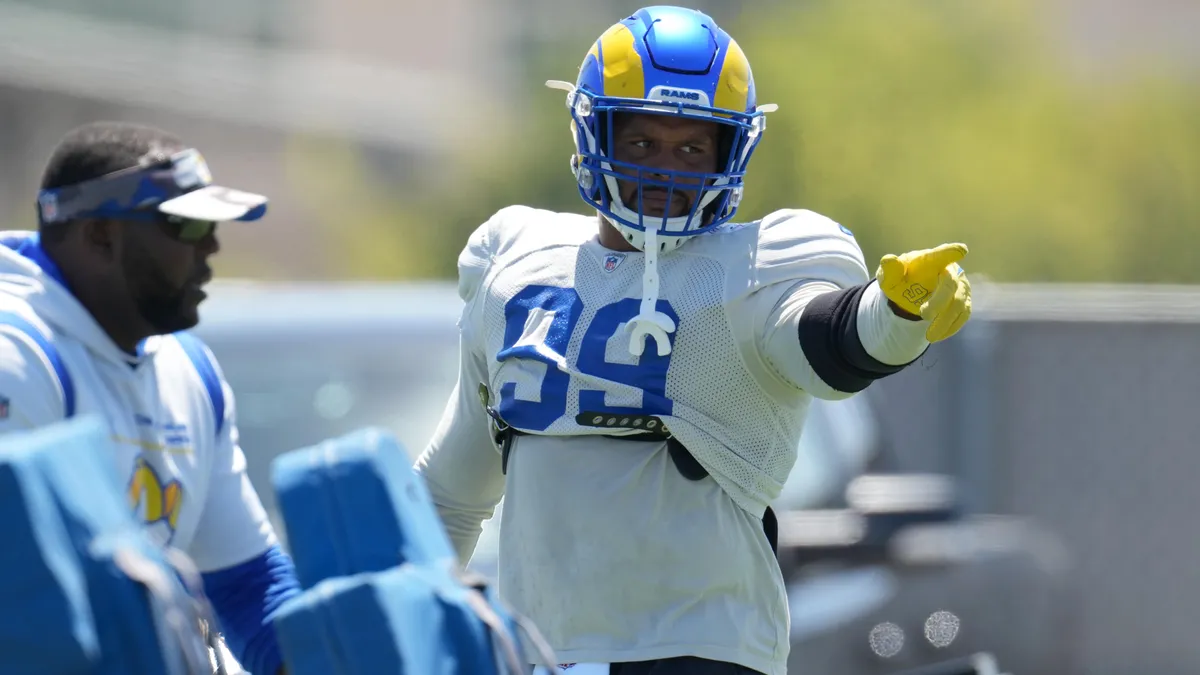 Aaron Donald Reported at Rams Training Camp