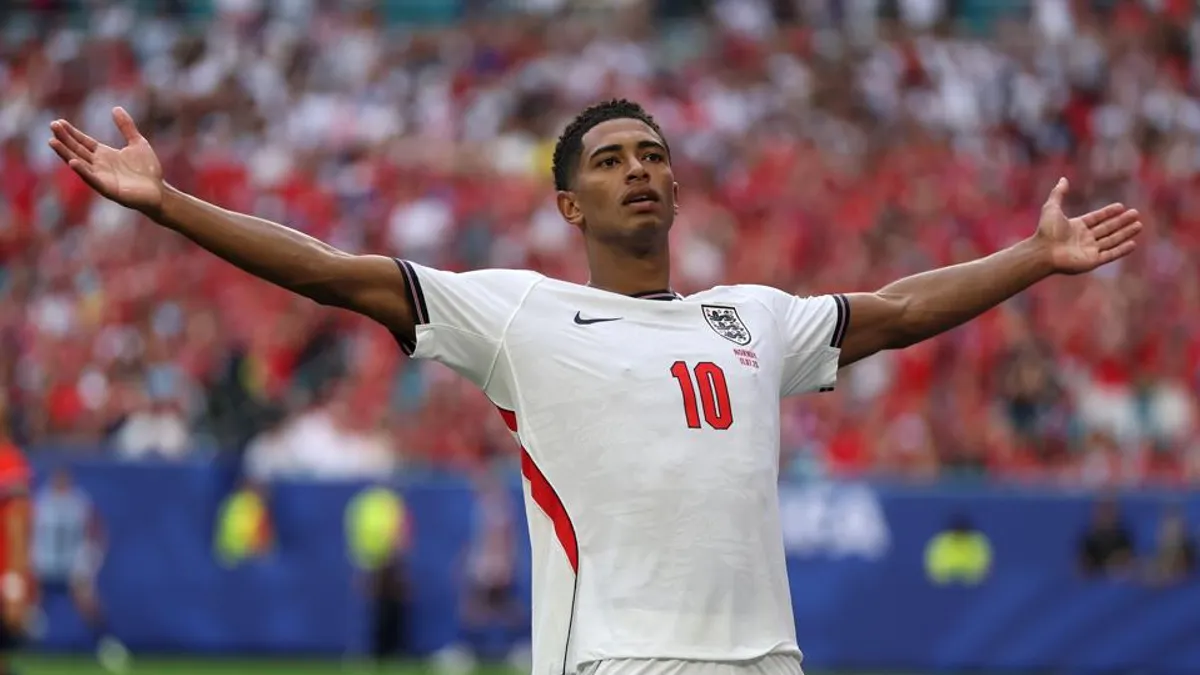 World Cup Semifinals Set: Top Four Nations Vie for Glory