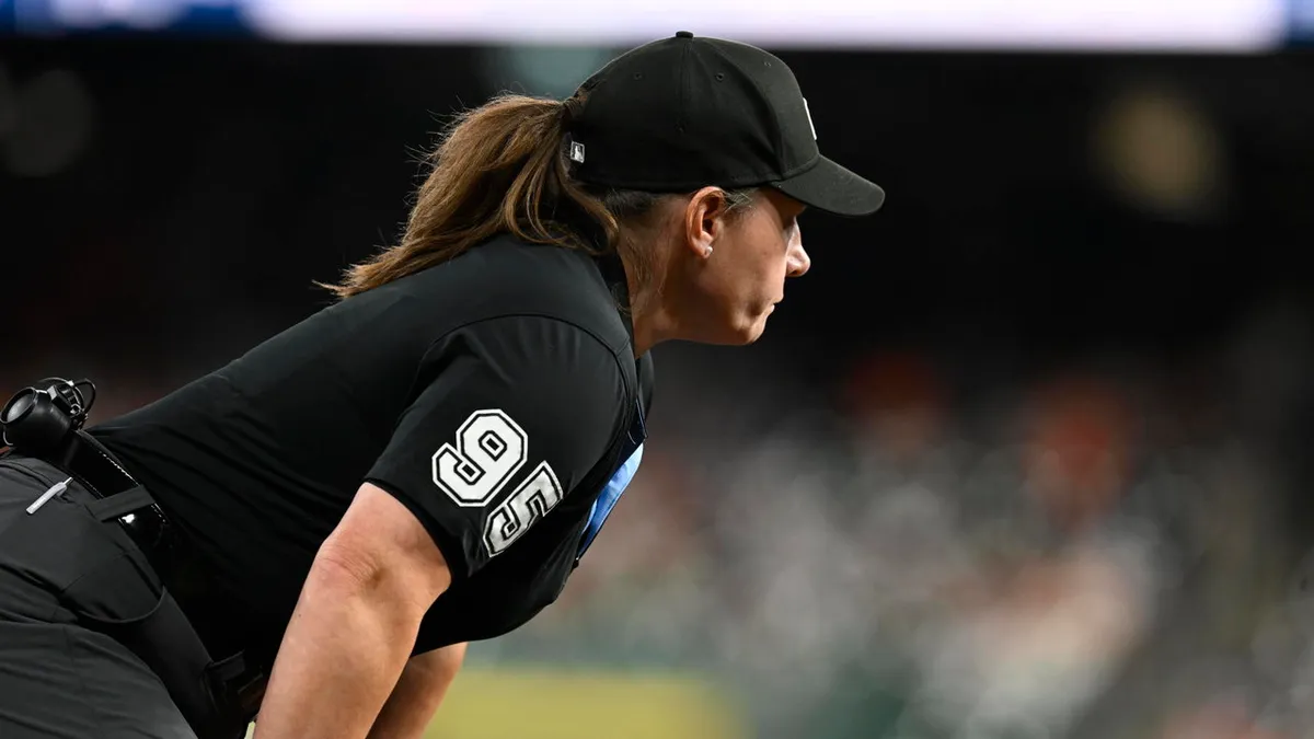Female Umpire Under Scrutiny in Tense Padres-Blue Jays Showdown