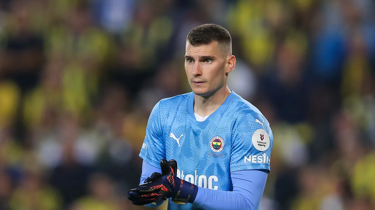 Celtic's Goalkeeping Search: Livakovic the Prime Target?