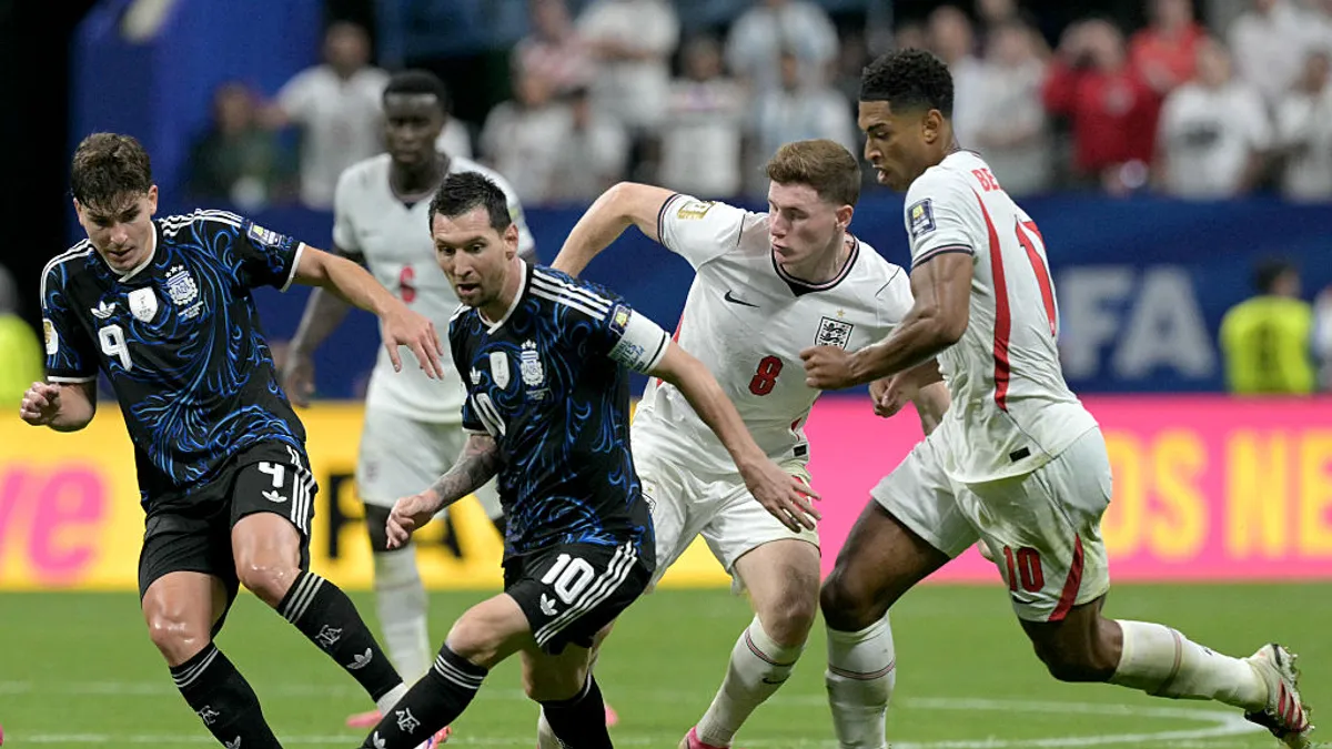 Messi Inspires Argentina's Dramatic Comeback Against England