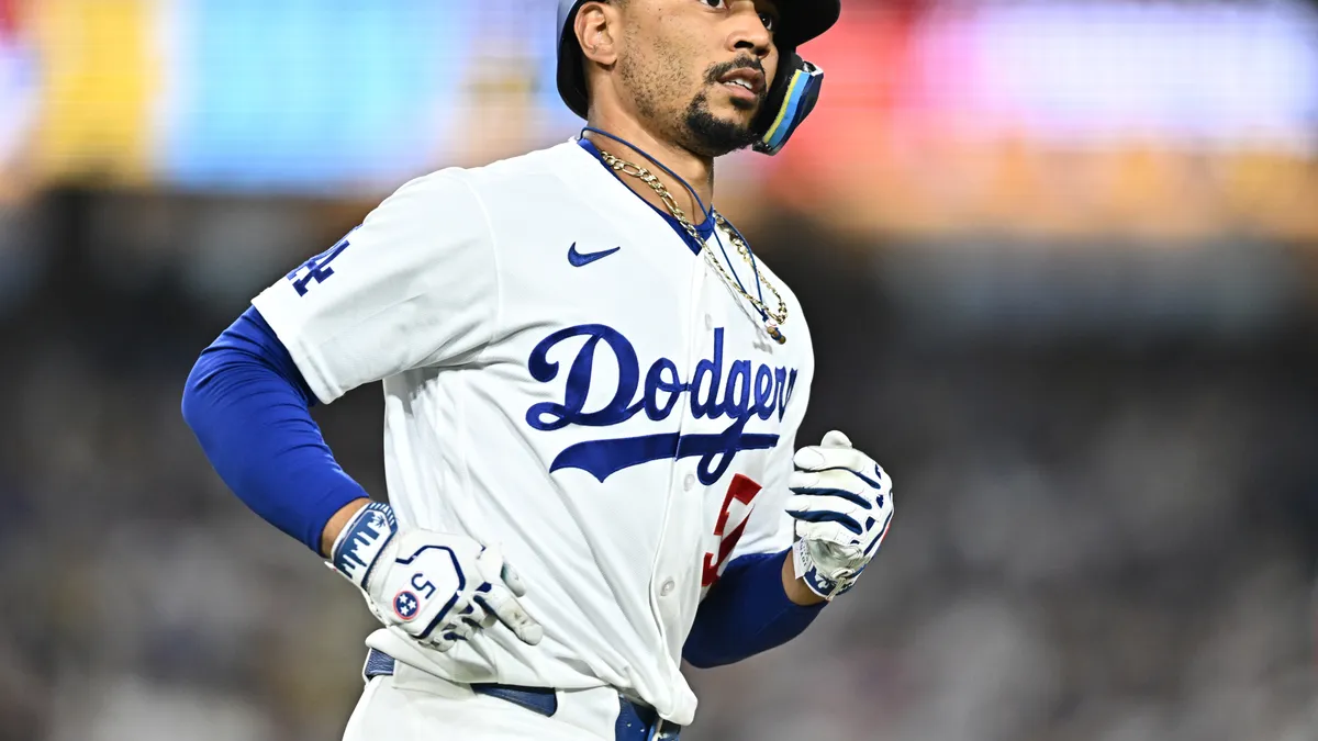 Mookie Betts Likely to Skip Dodgers' White House Visit