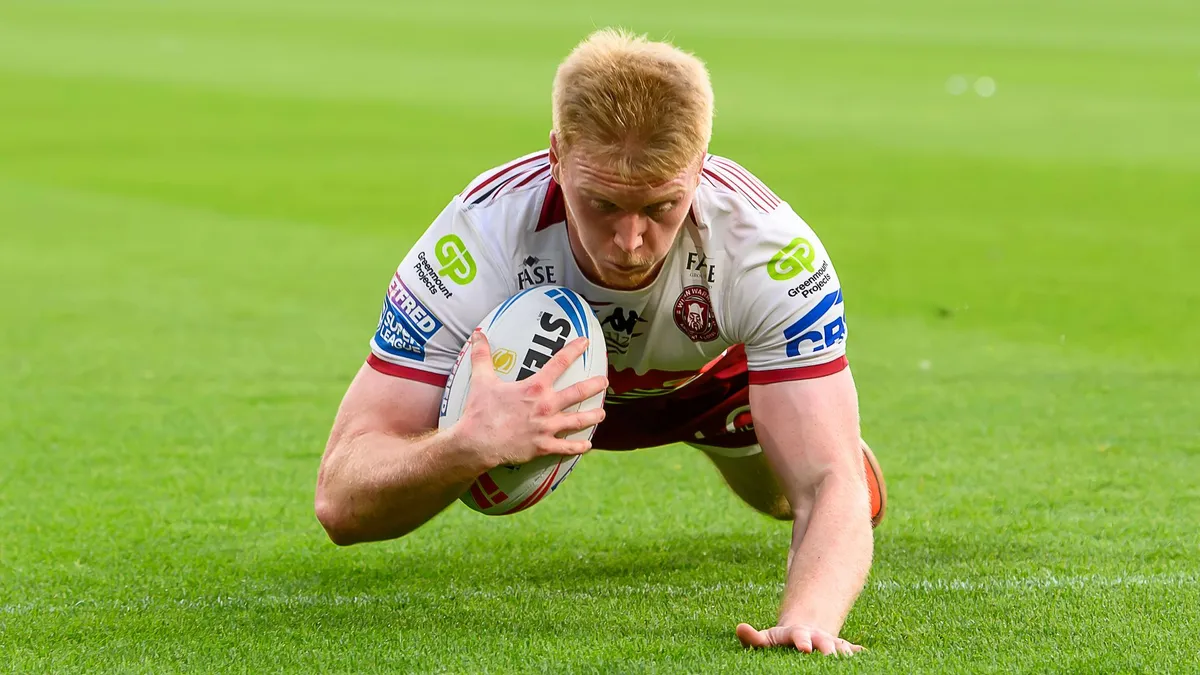 Wigan overcome Huddersfield, St Helens continue winning run