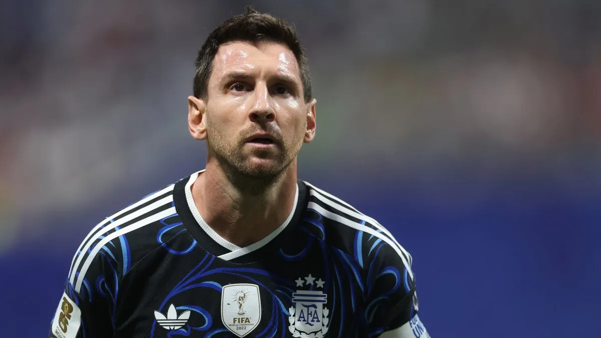 Argentina Coach Ponders Messi's Future Amidst World Cup Ambitions