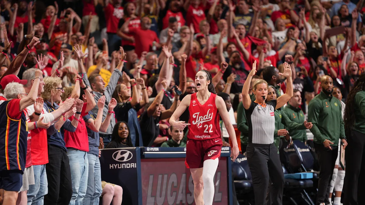Caitlin Clark's Record-Shattering 45-Point Performance