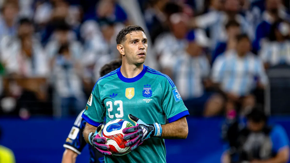 Aston Villa's Emiliano Martinez Remains a Top Target for European Powerhouses