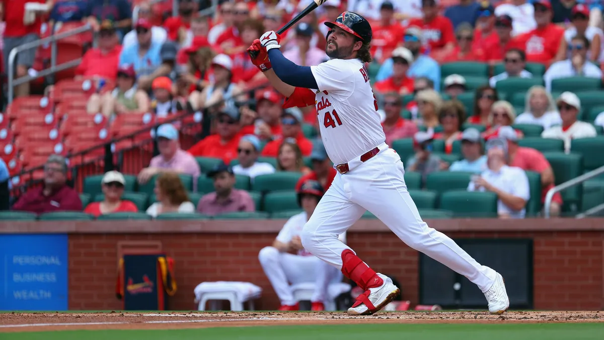 Braves Rally Past Cardinals in Ninth to Secure Sunday Victory