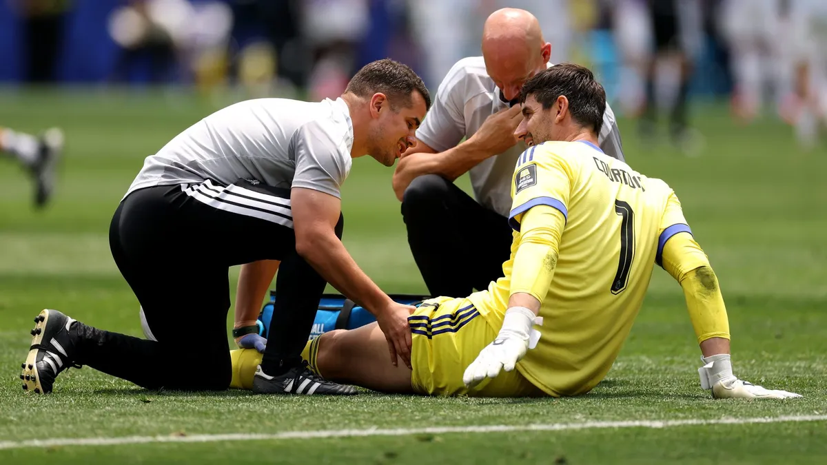 Courtois Injury Scare Deemed Minor by Real Madrid Medical Staff