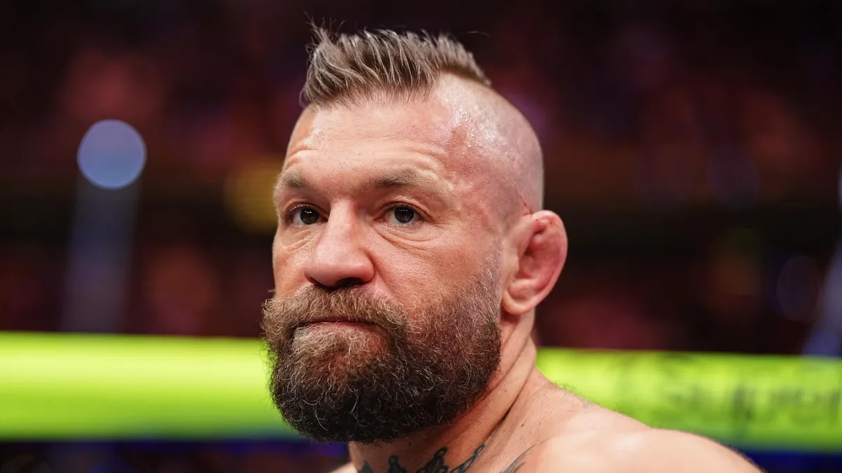 Poirier Defends McGregor Against 'Quitter' Accusations Despite UFC 329 Setback